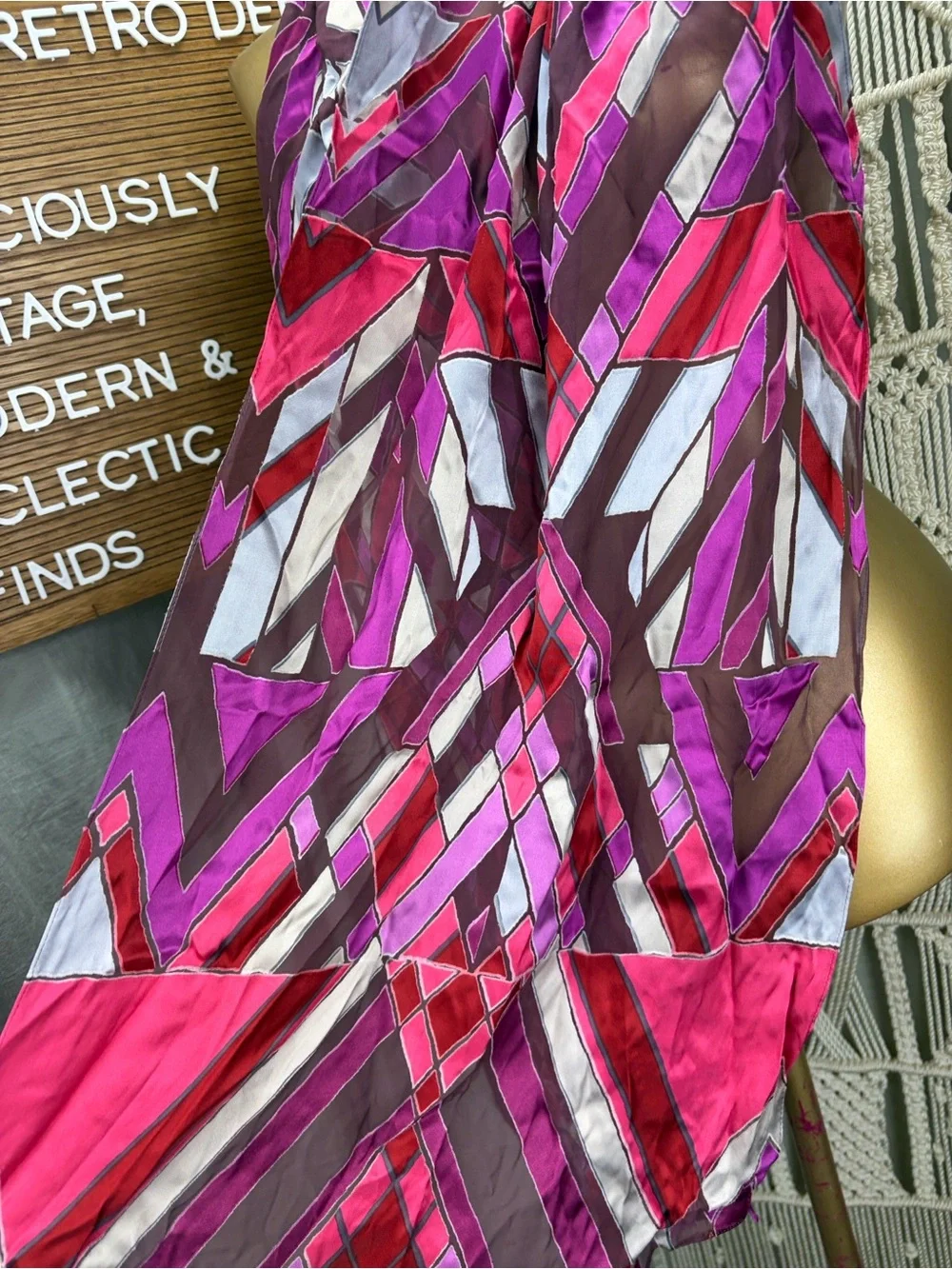 Vibrant Geometric Semi Sheer Burnout Scarf - Pink & Purple Palette